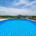 Marika Villa