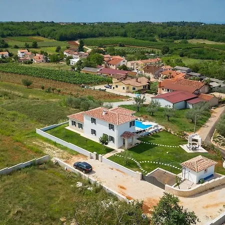 Villa Marika