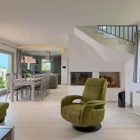 Marika Villa