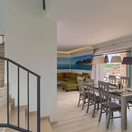 Marika Villa
